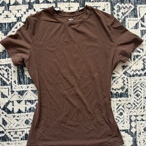 Skims Fits Everybody T-Shirt